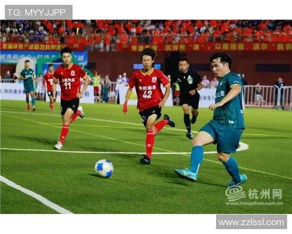 球星身着经典足球服展现绿茵激情与运动之美 球星身着经典足球服展现绿茵激情与运动之美