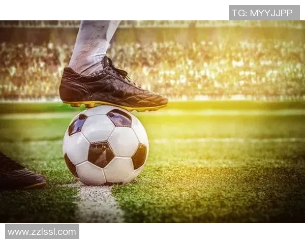 足球巨星崛起之路:从草根少年到世界瞩目传奇的奋斗与荣耀 足球巨星崛起之路:从草根少年到世界瞩目传奇的奋斗与荣耀